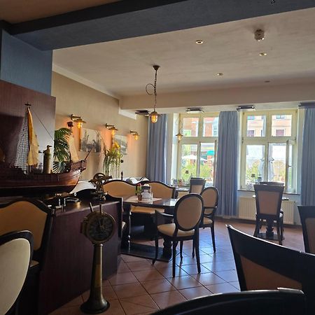 Hotel Am Markt & Brauhaus Stadtkrug Ueckermünde Kültér fotó