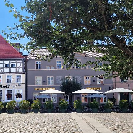 Hotel Am Markt & Brauhaus Stadtkrug Ueckermünde Kültér fotó