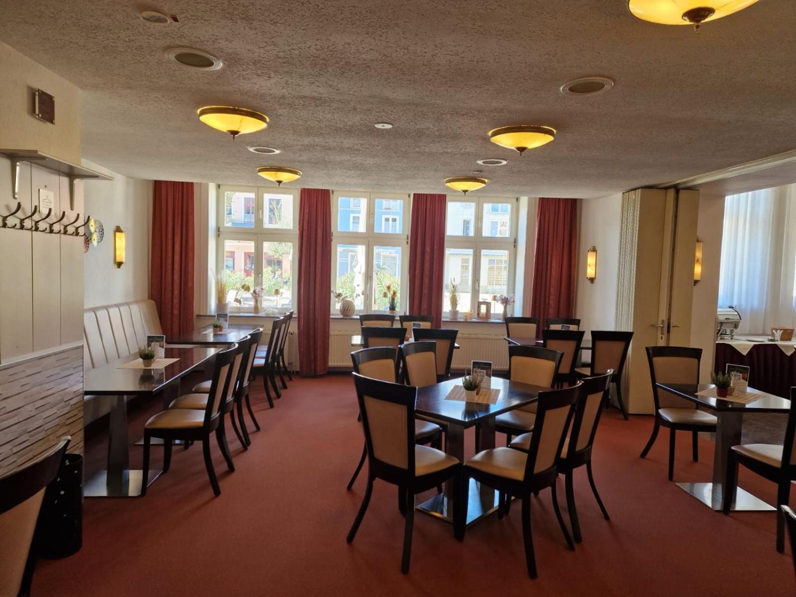 Hotel Am Markt & Brauhaus Stadtkrug Ueckermünde Kültér fotó