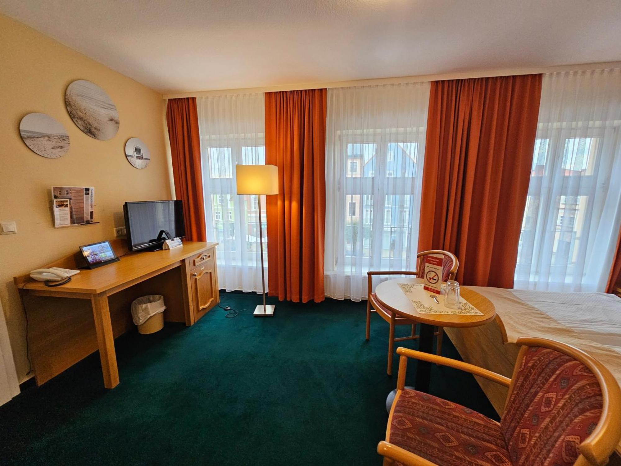 Hotel Am Markt & Brauhaus Stadtkrug Ueckermünde Kültér fotó